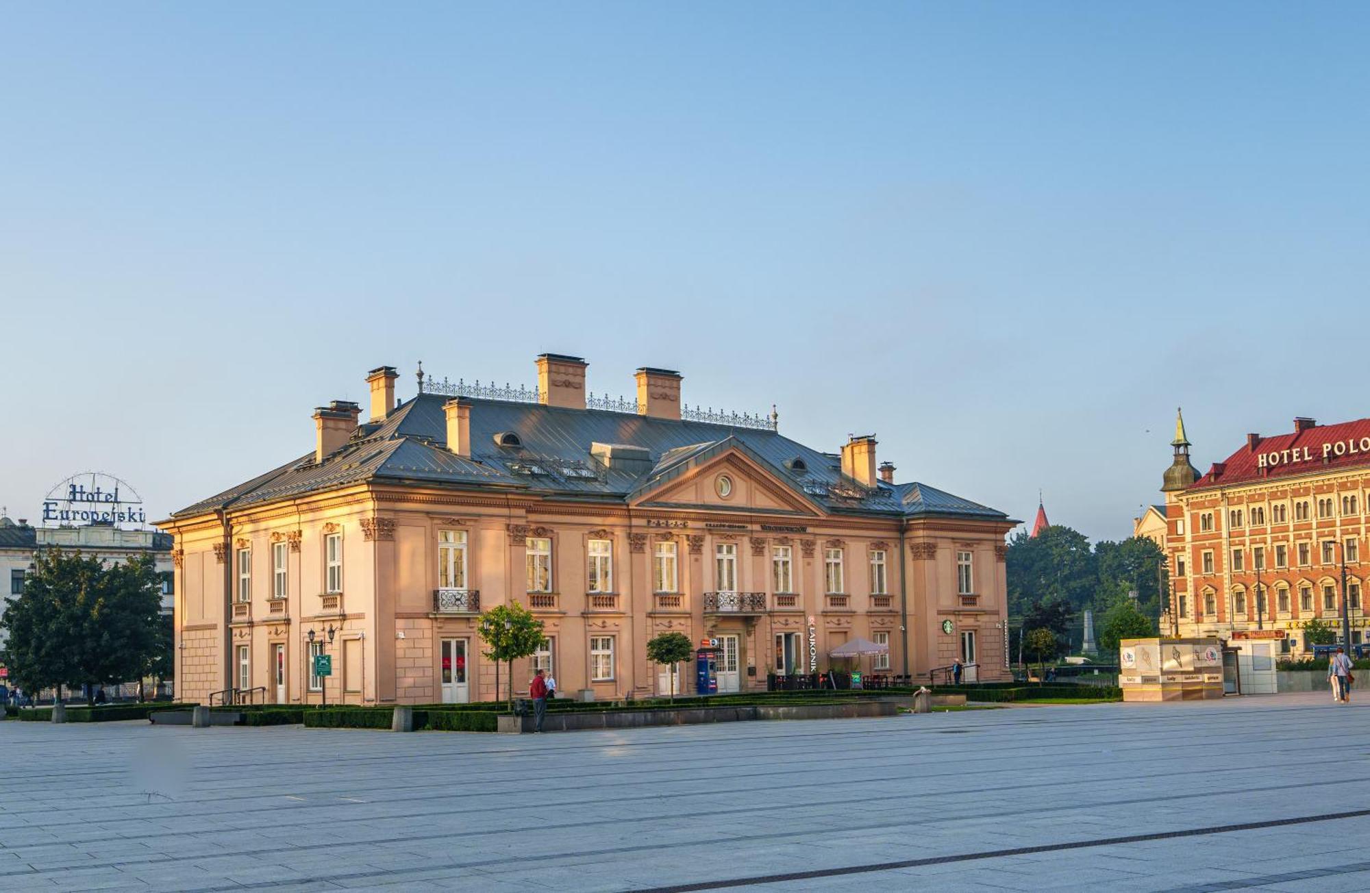 Central Palace - Loftaffair Collection Краков Экстерьер фото